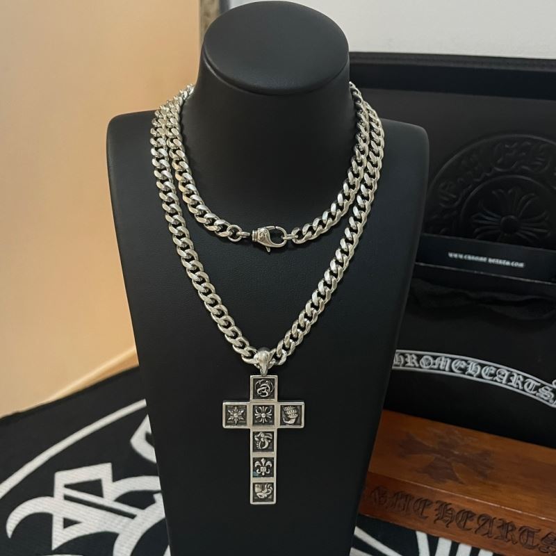 Ch*0me He**ts necklaces